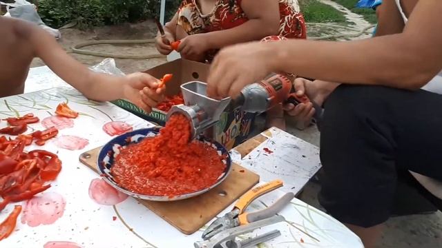 Смесь технологии двадцатого и двадцать первого века :) смотреть онлайн