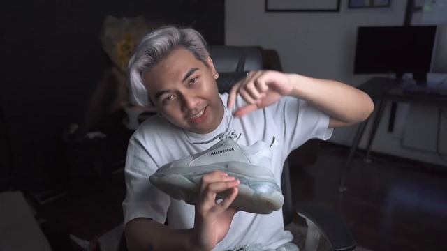 BELI SEPATU SEHARGA MOTOR! Rp 15.995.000! NYESEL GA YA? | BALENCIAGA TRIPLE S смотреть онлайн