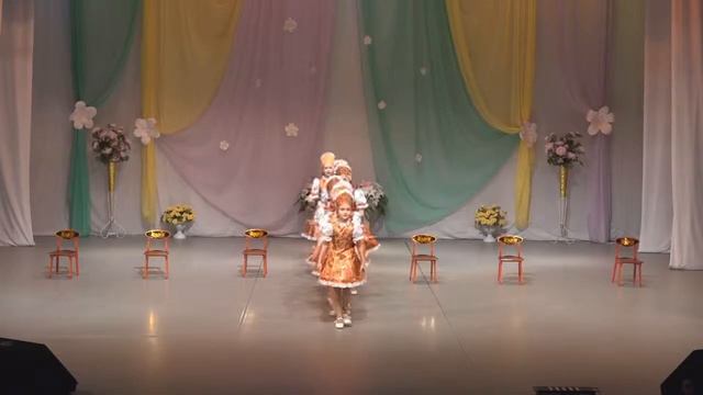 Хореография.7- 12 лет. ОАНТ "Радуга". МАУ ДО "ДД(Ю)Т". Золотая хохлома. смотреть онлайн