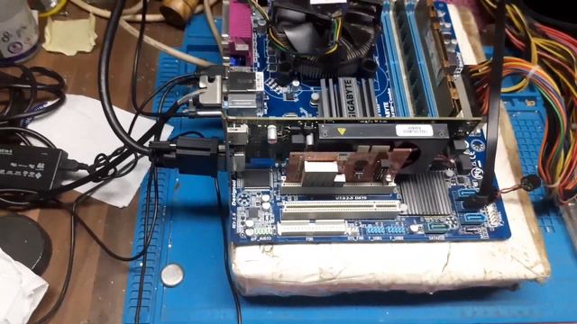 GIGABYTE DUAL BIOS/ÖLÜ BIOS KURTARMA TEKNİKLERİ/DEAD BIOS RECOVERY TECHNIQUES смотреть онлайн