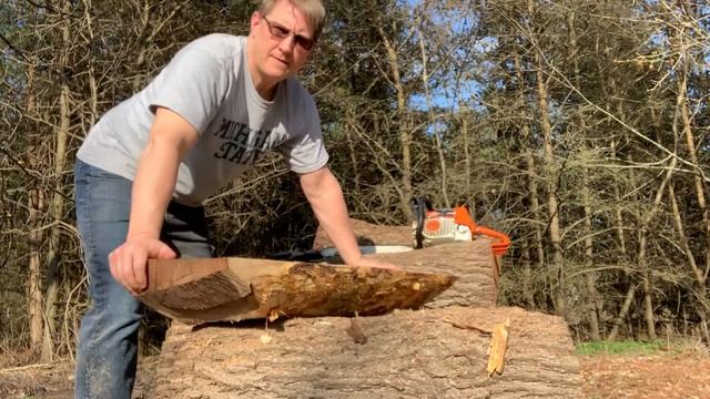 Java Woodworks- walnut log rough cut смотреть онлайн