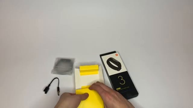 XIaomi MI band 3 Original смотреть онлайн