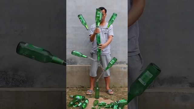 A Master Of Balance Art In Rural China, Performed An Amazing Balance Art With 6 Bottles! смотреть онлайн