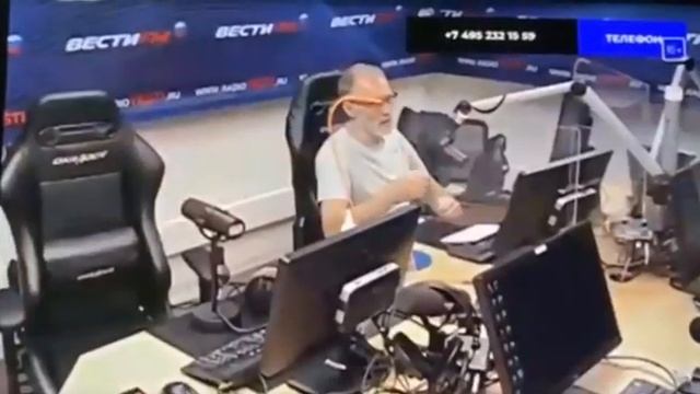 Трудовые мигранты - это рычаг давления России на Кыргызстан? "Железная логика" с Сергеем Михеевым смотреть онлайн