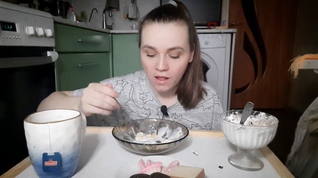 МУКБАНГ | Полезный завтрак| Катались на табуретках/ ФАЕЕЕЕР??? | Руки вверх