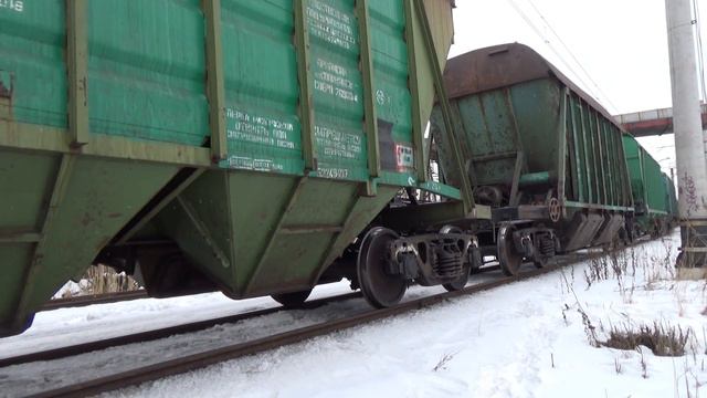 Электровоз ВЛ10-947 с грузовым смотреть онлайн