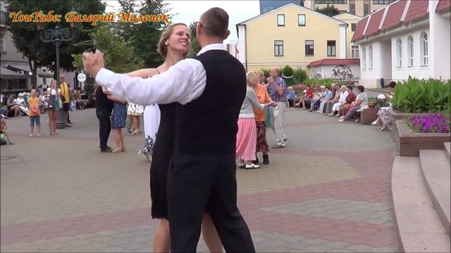 Танцующие доктора есть только в Бресте! СМОТРИМ!!! смотреть онлайн