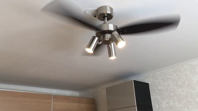 Люстра с вентилятором в квартире Westinghouse Jet Plus смотреть онлайн