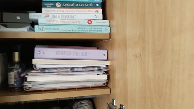 ПОСТАВИЛИ НОВЫЕ БАТАРЕИ ?? ПРИСКАКАЛ КУЗНЕЧИК В ЦВЕТЫ ?? УБРАЛА ВСЕ СО СТОЛА ?ПРИВЕЗЛИ УРОЖАЙ? смотреть онлайн