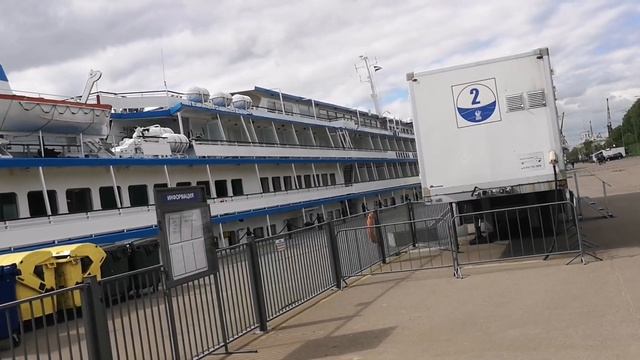 ВЛОГ: Я + ТЕПЛОХОДЫ! ЧТО ЭТО ЗНАЧИТ? СЕВЕРНЫЙ РЕЧНОЙ ВОКЗАЛ МОСКВА. смотреть онлайн