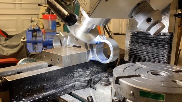 Machining a motorcycle triple clamp pt4: Cutting the slots and bolt holes for the fork pinch clamps смотреть онлайн