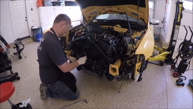How to install an engine in a 2000 thru 2002 Audi S4 смотреть онлайн