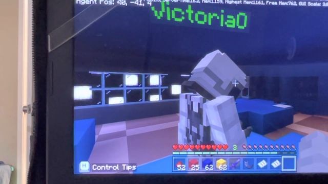 Among us in Minecraft education смотреть онлайн