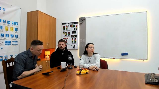 Про актуальні автомобільні новини смотреть онлайн