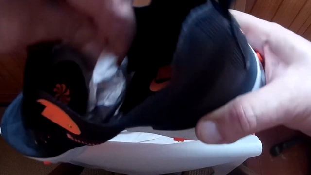 NIKE React Element 55 смотреть онлайн