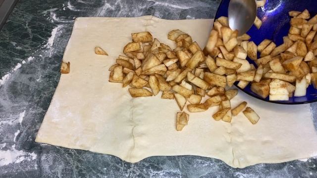 Вкусные пироги с яблоками