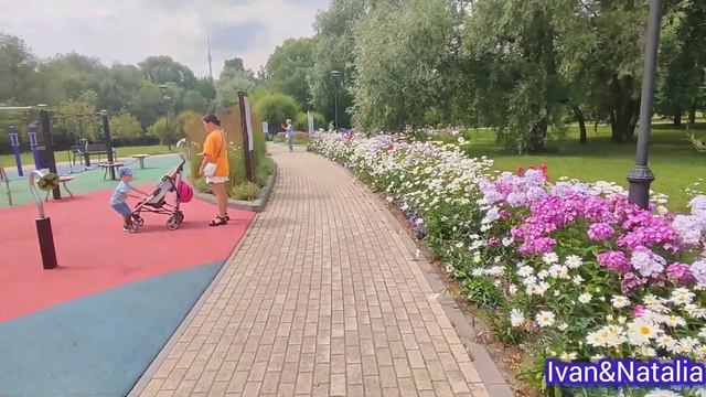 Парки Москвы. Парк "Сад Будущего". Куда сходить в Москве. Обзор территории парка. Место для отдыха. смотреть онлайн