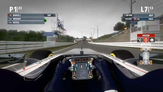 F1 2012, Career, Suzuka 25% race, Williams, legend ai, no assists, no setup. смотреть онлайн