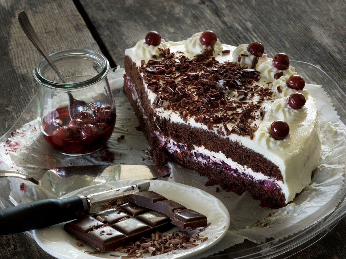 Торт «Пьяная вишня».mp4 смотреть онлайн