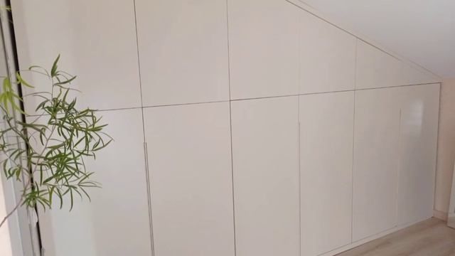 Шкафы для мансарды смотреть онлайн