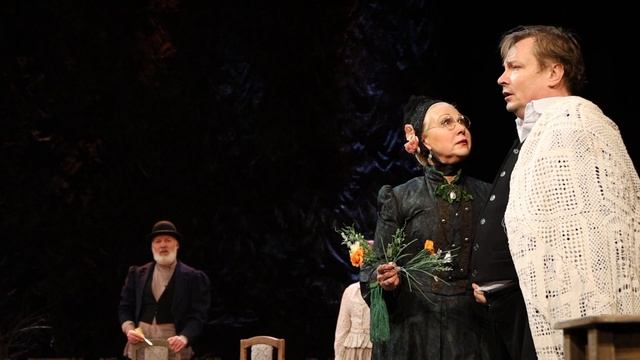 Дядя Ваня в театре на Васильевском . смотреть онлайн