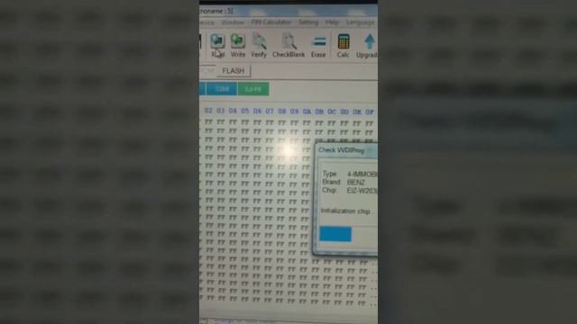lire EEPROM et flash EIZ mercedes w203 avec vvdi смотреть онлайн