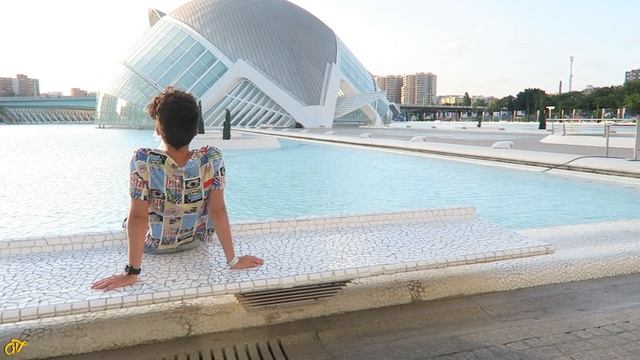 VLOG 138 - ¡POR FIN ME SUBO A UN FERRARI!