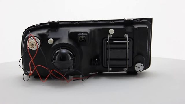 90-94 Volkswagen Corrado LED Halo Projector Headlights смотреть онлайн