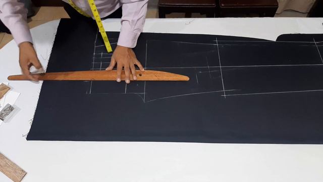 TRAZO Y CORTE DE PANTALON DE VARON CON 2 PLIEGUES смотреть онлайн