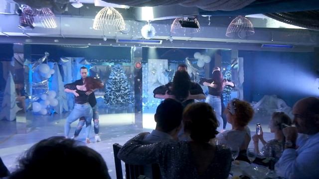 НОВОГОДНЕЕ ШОУ "WHITE PARTY" 2020 смотреть онлайн