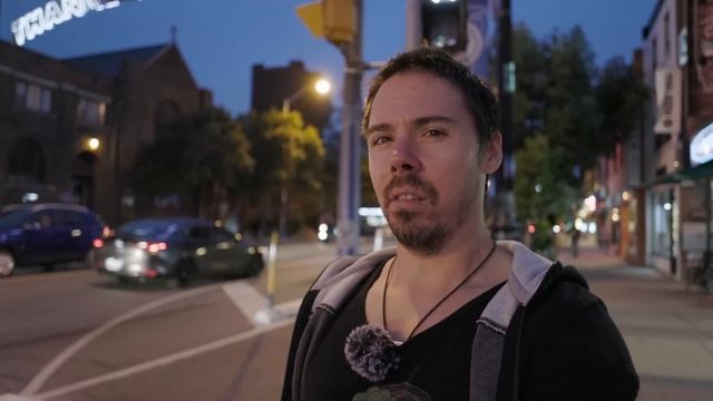 Canon R6 Low Light Night Vlog
