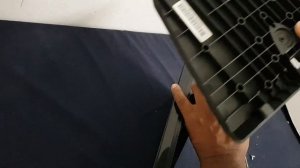 How to remove    LG FLATRON E1942 moniter stand