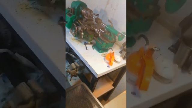 в перерывах между работой, синтезатор смотреть онлайн