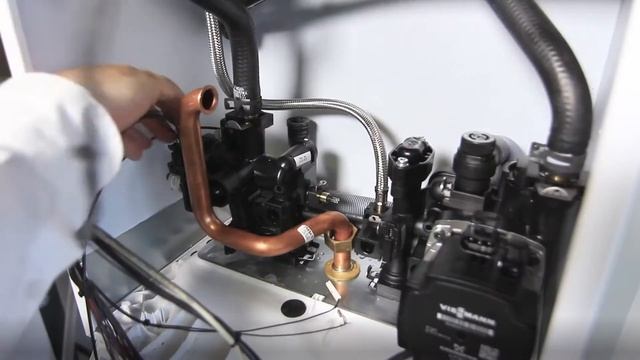 Viessmann Vitodens 100-W tutorial: How to strip down a Vitodens 100-W boiler смотреть онлайн