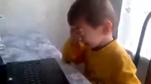 Вот до чего довела малыша компьютерная игра! Последствия детской игромании