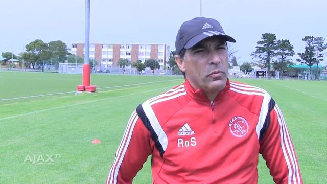 Roger de Sa Chats about Keagan Dolly's International Duties смотреть онлайн