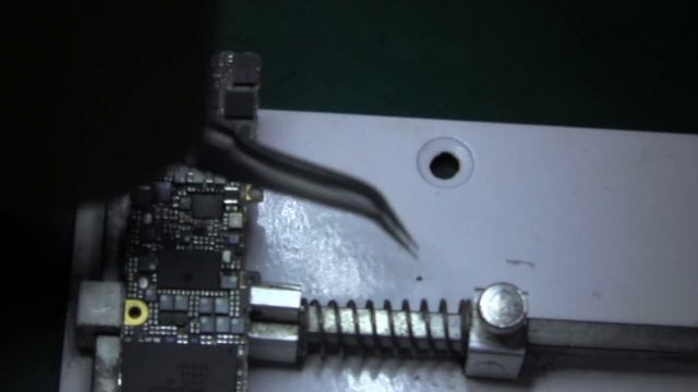 iPhone 5 не включается смотреть онлайн