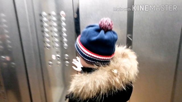 Застряли в лифте