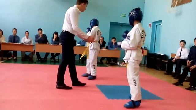 Соревнование по тхэквондо Ставропольский край Казарян Ваге(2) смотреть онлайн