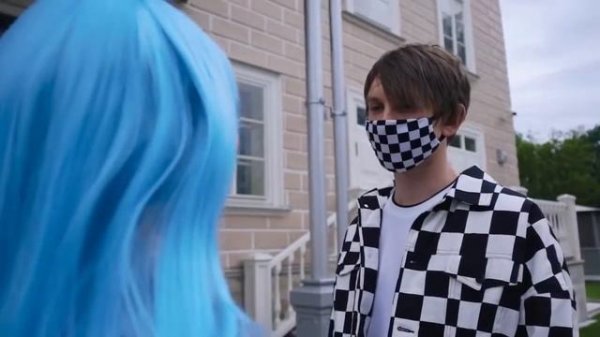 ФРЕНДЗОНА   БОЙЧИК ПЕРВЫЙ КЛИП ФРЕНДЗОНЫ