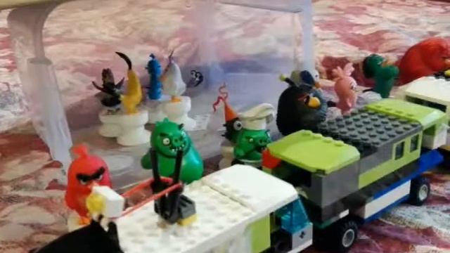 новый фильм Angry Birds смотреть онлайн