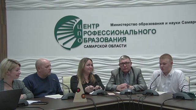 Ежеквартальный областной «Урок о важном: равнение на героя», 06.12.2023 смотреть онлайн
