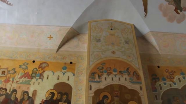 Лавра, наши китайские друзья смотреть онлайн