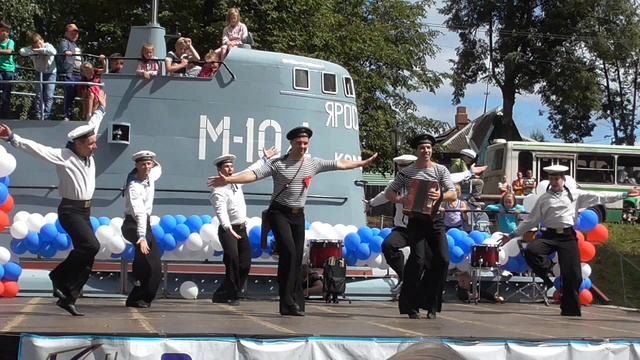 Ансамбль танца Эллинг "Яблочко".mp4 смотреть онлайн