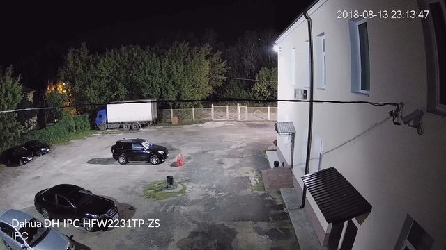Как показывает камера Dahua DH IPC HFW2231TP ZS Ночью смотреть онлайн