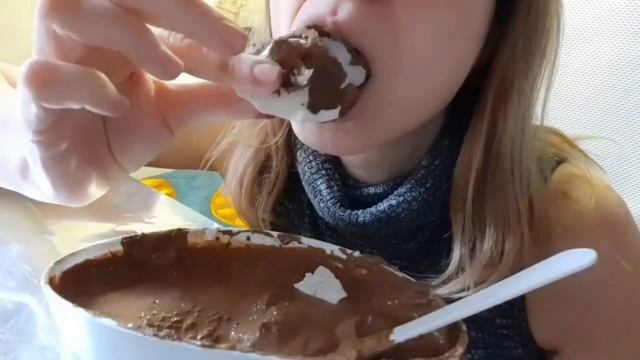 АСМР | Сухой зефир в красной глине?? | Dry marshmallows in red clay?? смотреть онлайн