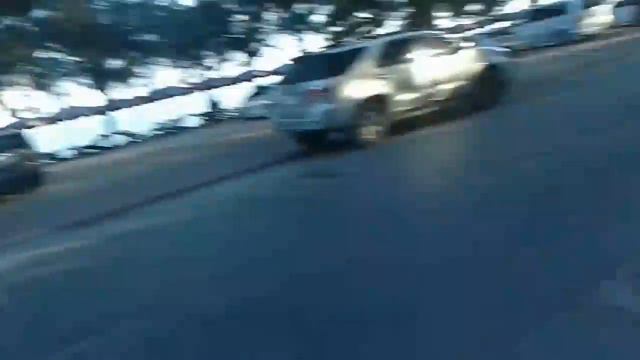 Тайланд, безлюдный парк, свободно гуляющие гибоны, поехали на пляж, обзор торгового центра смотреть онлайн