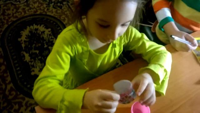 Младшая сестренка тоже хочет быть блогером. 6 02 2017 г смотреть онлайн