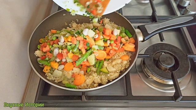 РИС С КУРИЦЕЙ И ОВОЩАМИ на сковороде | Идея на ужин | Быстрый ужин | Ризотто с курицей и овощами смотреть онлайн
