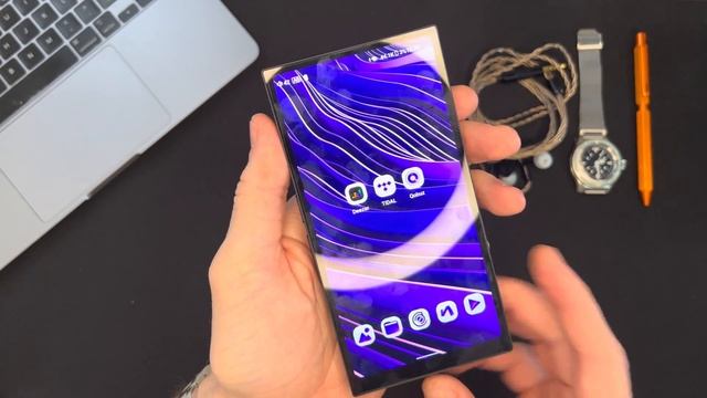 Ultra Black Background - Hiby R6 Pro ii Review - Hi-Res DAP смотреть онлайн